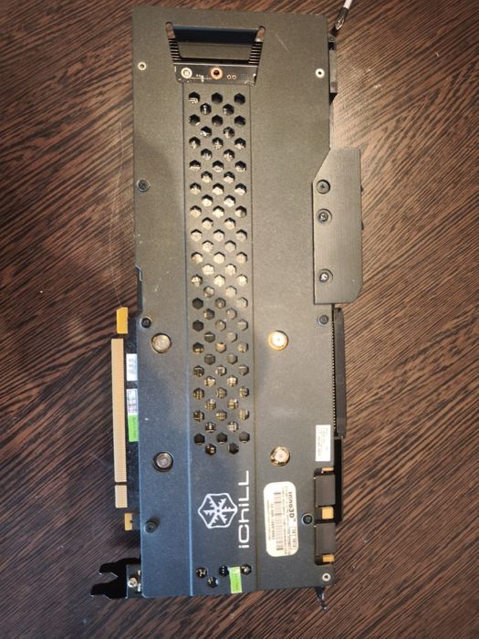 iChill Inno 3D  GTX 1080 TI