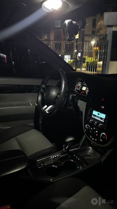 Jentra Lacetti qora 1.5 polni navarot