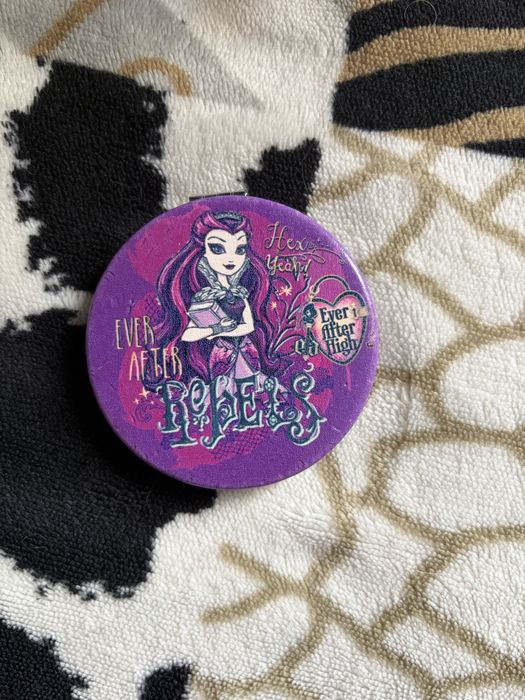 Зеркало с Эвер афтер хай (Ever after high)
