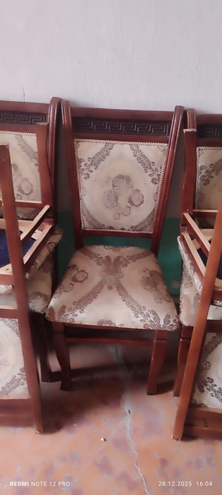 Stul 10 dona ishlatilgan