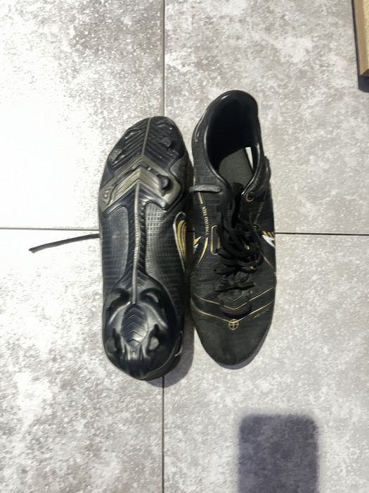 Футболни калеври (ботонки) NIKE Mercurial Vapor 14 номер 41