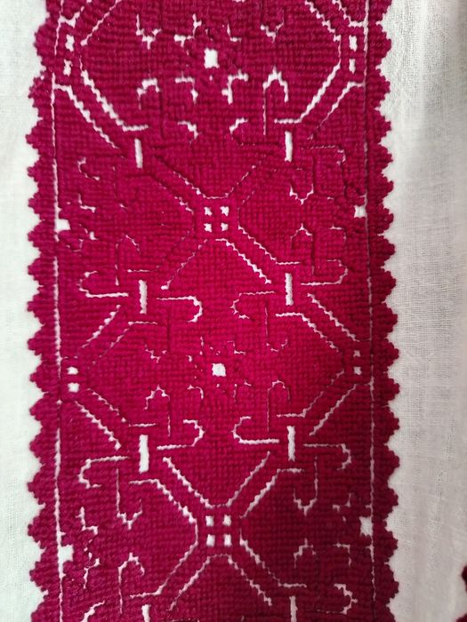 Costum popular ,ie din Arges