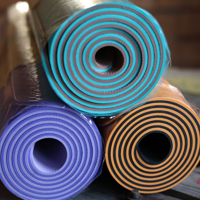 Йога мат постелка/шалте за йога/тренировки НОВИ