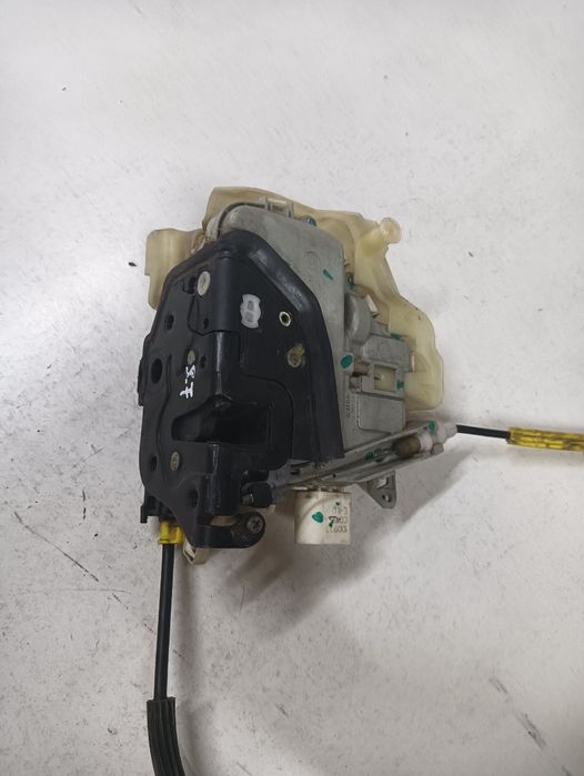 Broasca Usa Stanga Fata Fara Sufa Audi Q5 8Rb 2008 - > 8J1837015