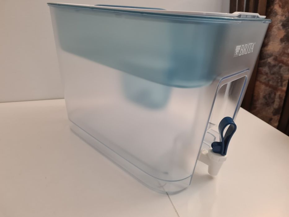 Филтрираща кана Brita Flow 8,2 л + 3 бр. филтри