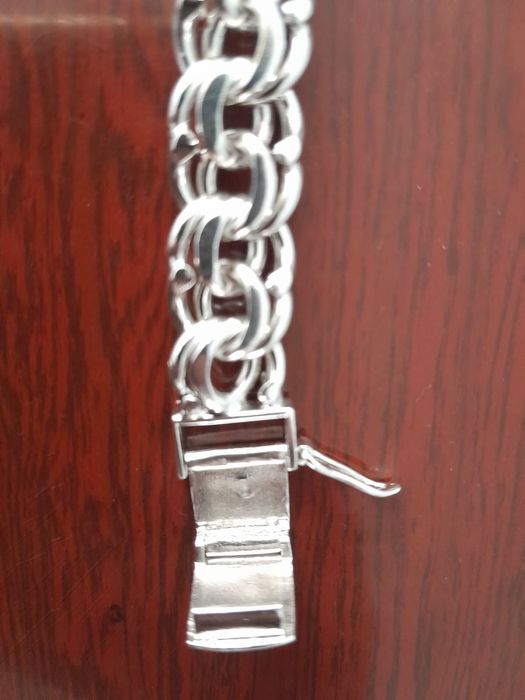 Продам серебряный браслет