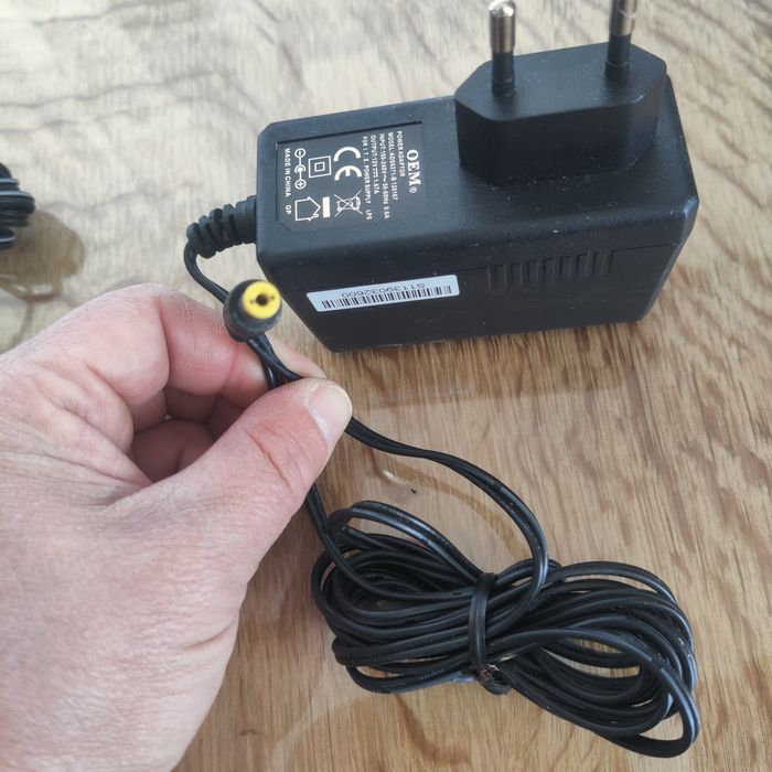 Адаптери   зарядни и други