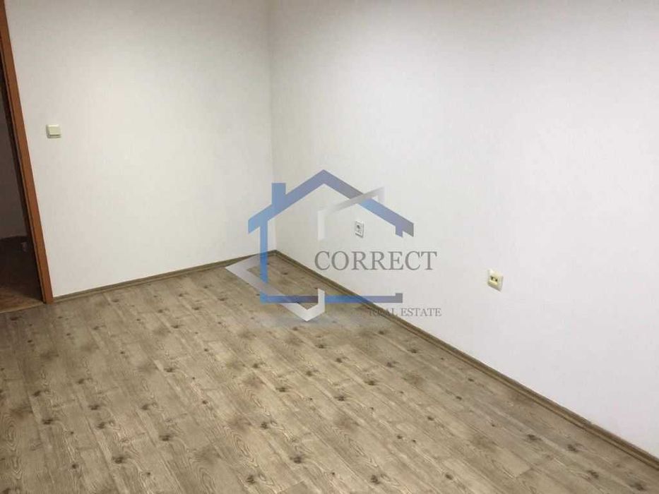 Дава се под наем Двустаен апартамент в Варна, Колхозен пазар - 50 кв.м за 183.6 € - Снимка #1