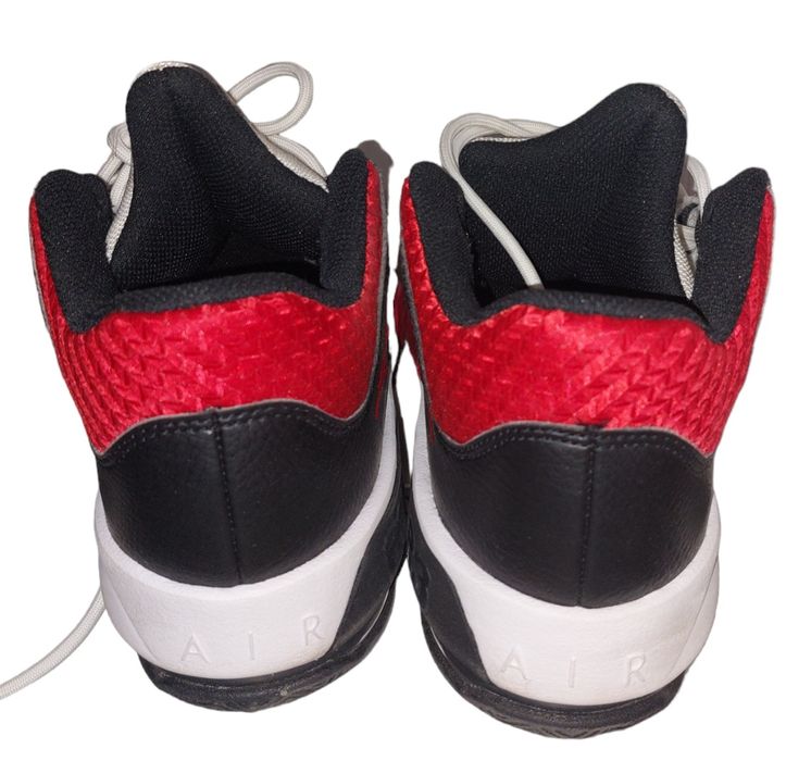 NIKE Jordan Max Aura 3