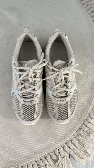 Adidasi new balance, marimea 37