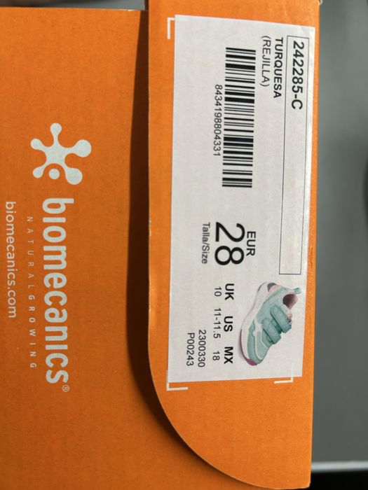Продавам маратонки за момиче
