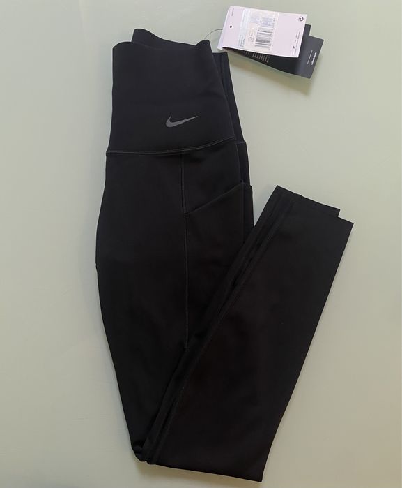 Nike черен клин