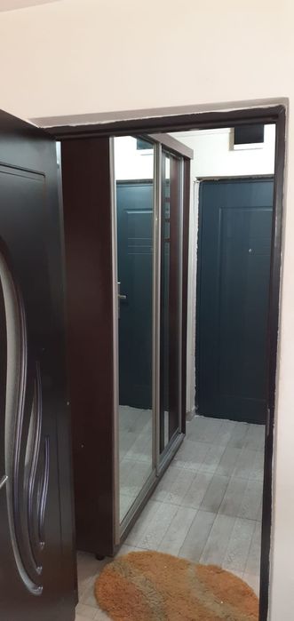 Inchiriez garsoniera Str Decebal