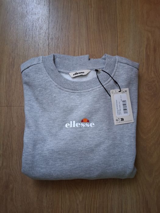 Hanorac ellesse nou cu eticheta