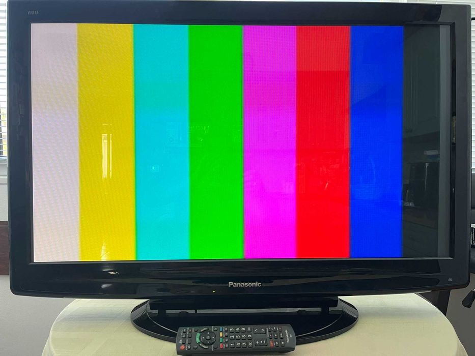Продавам плазмен телевизор Panasonic TX-P42U10E