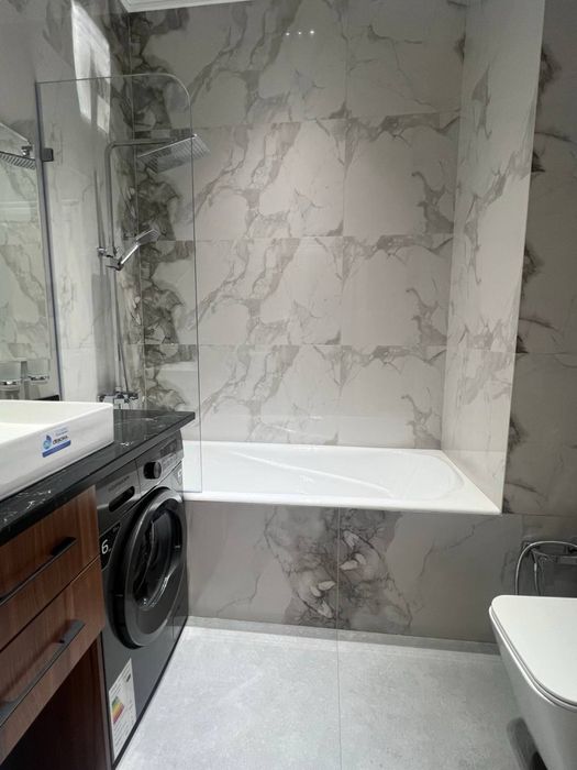 Жк Казахстан-Сдается новая квартира в элитном комплексе!