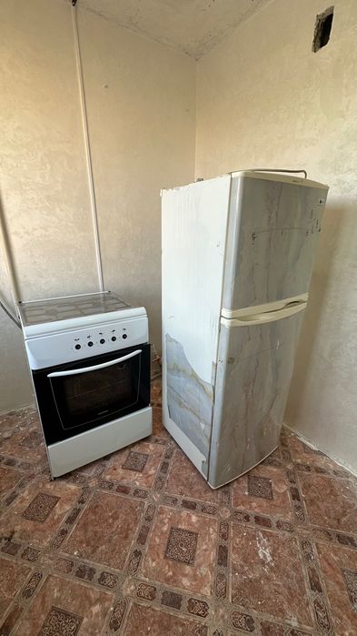 Б/у газовка,холодильник