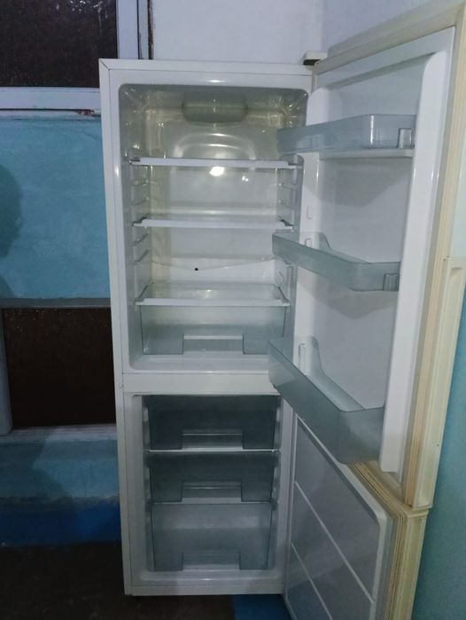 Продаю 2 холодильника