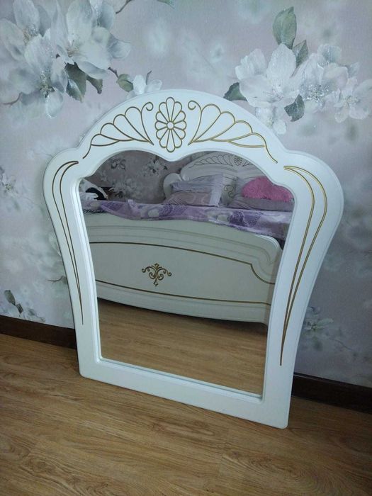 зеркало белое новое