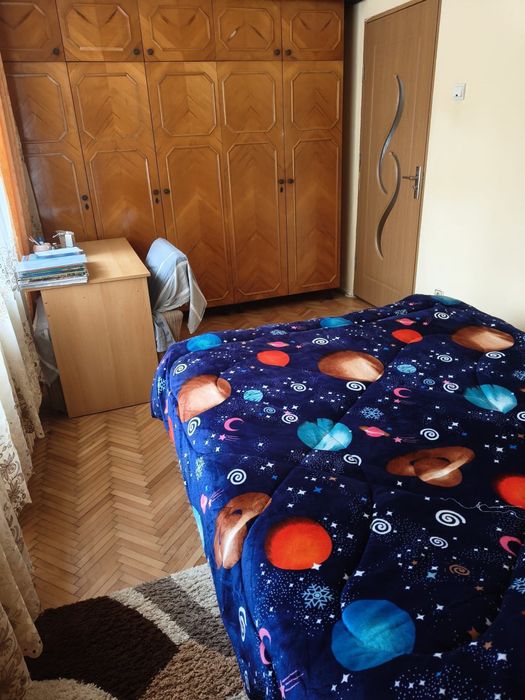 Vand apartament 2 camere