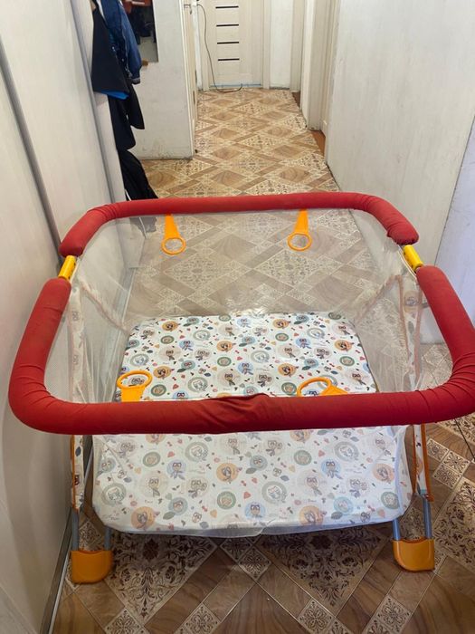 Манеж легкий раскладной