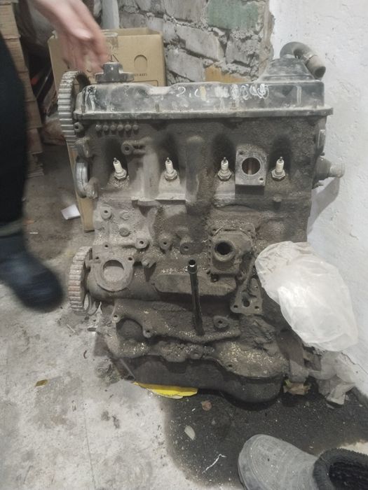 Продам двигатель на шаран