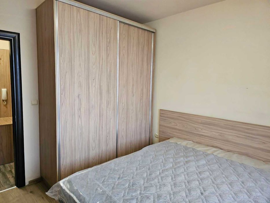 Продава се Двустаен апартамент в Варна, Погреби - 62 кв.м за 2162 €/кв.м - Снимка #8