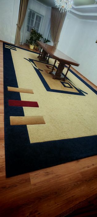 Продам б/у ковёр  4*7 м