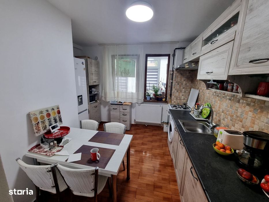 Ferdinand consulatul Turc- apartament 3 camere 80 mp renovat cu gaze