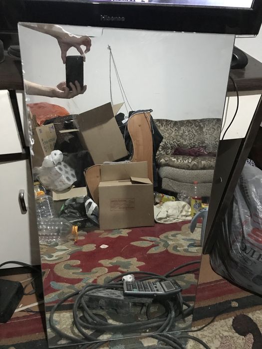 Зеркало с рамой и без