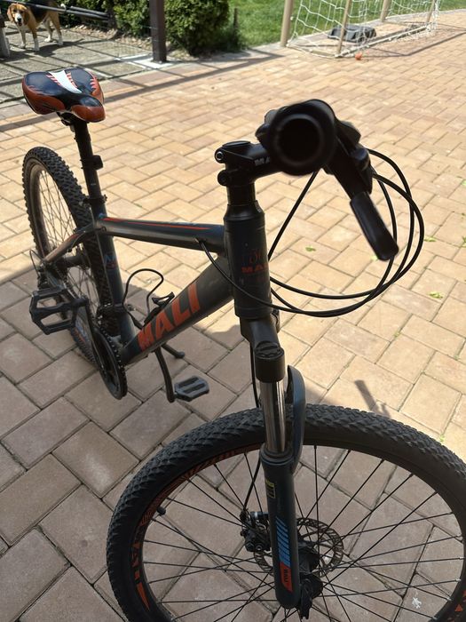 Bicicletă MTB Mali, frâne pe disc, Shimano, suspensie față