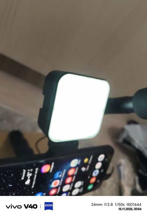 набор 5-в-1 с штативом, светодиодная лампа, микрофон и крепление