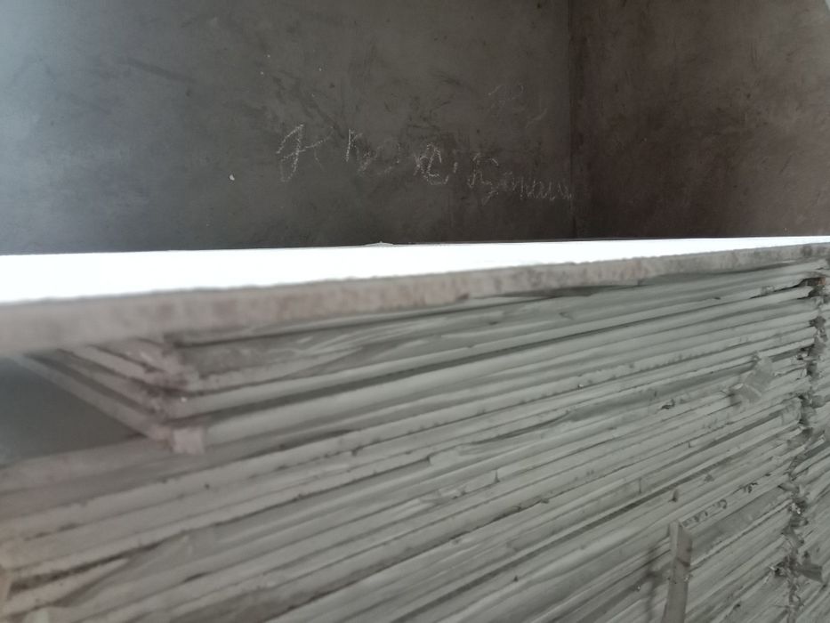 Плитка потолочный