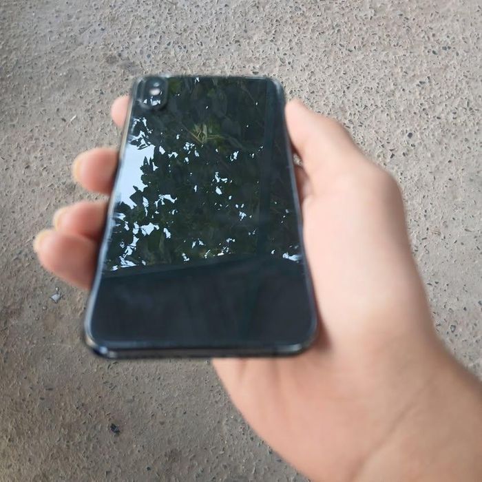 IPhone XS srocno sotiladi