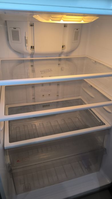 Продам холодильник Samsung