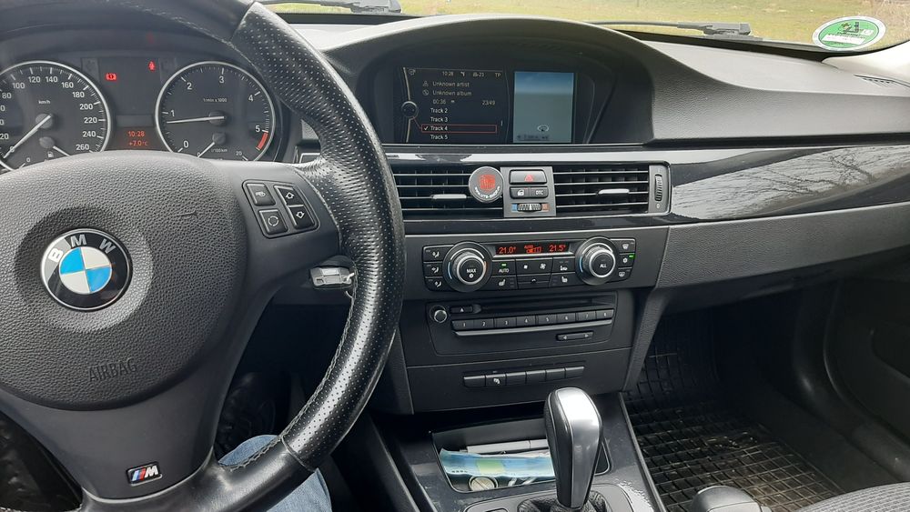 Vand bmw seria 3 e91 318d n47 din 2010
