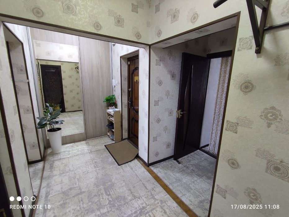 Юнусабад 14. 3/5/9. Вдоль метро, корзинка
