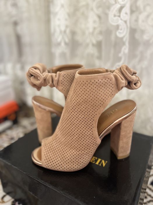 Обувь женская