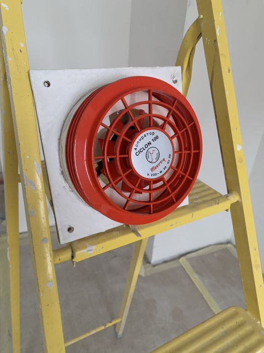 аспиратор за тоалетна