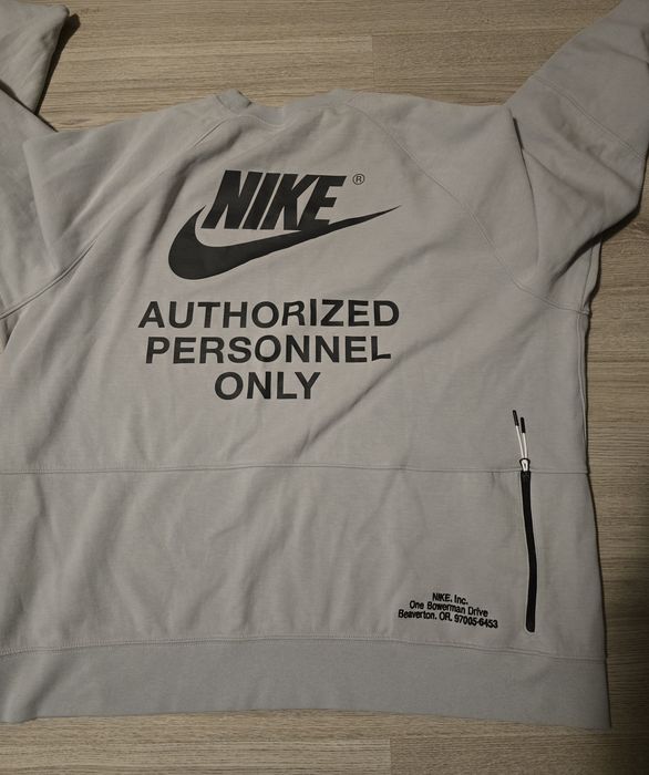 Nike горнище L уголемено