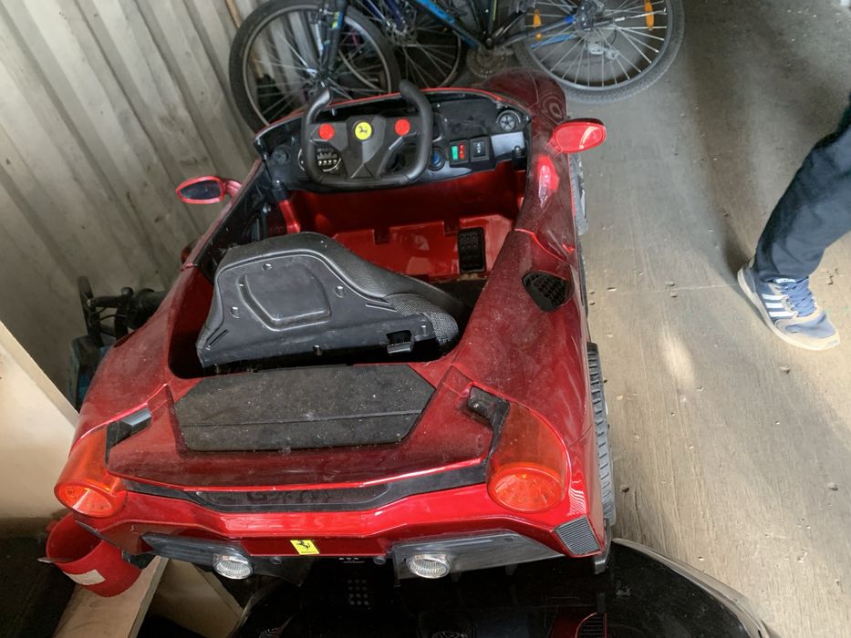 Детский электромобиль