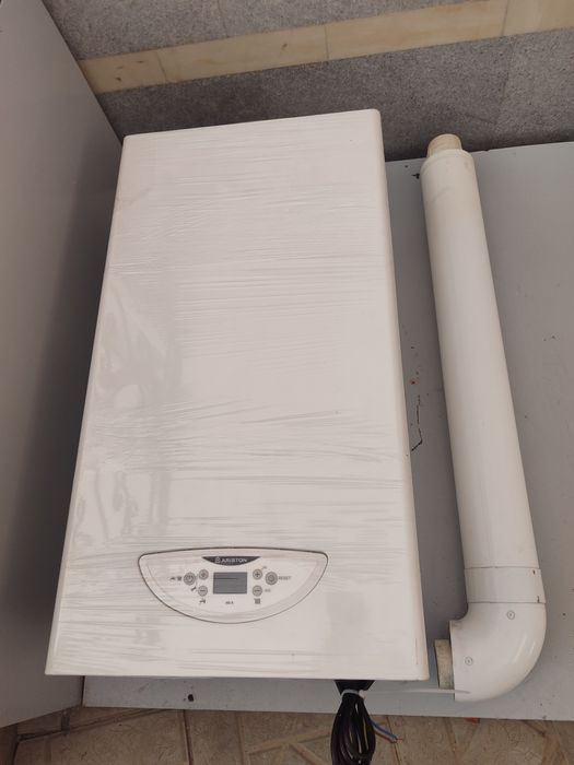 Двухконтурный котел Аристон 240 тали