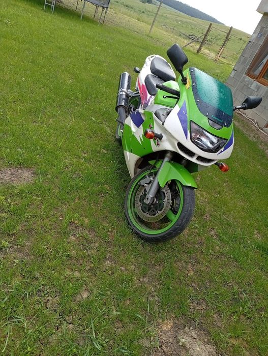 Vând sau schimb Kawasaki ninja 600