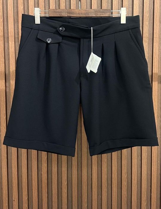 BRUNELLO CUCINELLI. Pantaloni scurti Double Pleat Shorts bermuda