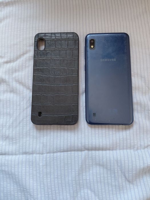 Сотовый телефон. Рабочими состояние