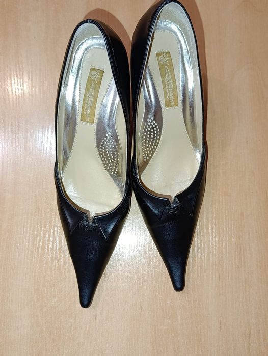 Туфли женские на каблуке