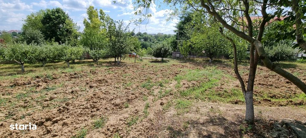 Casa noua in oras cartier nou de case zona Dobosari