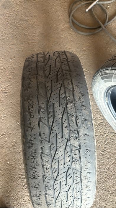 Продам шины 215/60/17