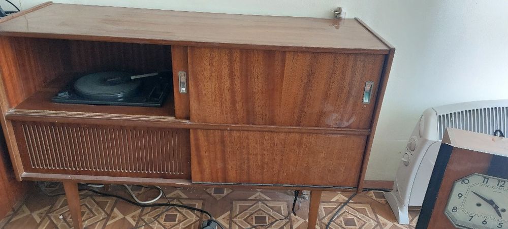 Ретро радио грамофон