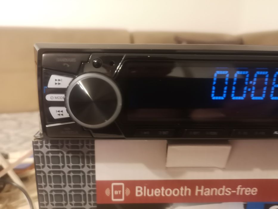 Качественно Авто радио с блутут (alpine sony pioneer jvc kenwood}